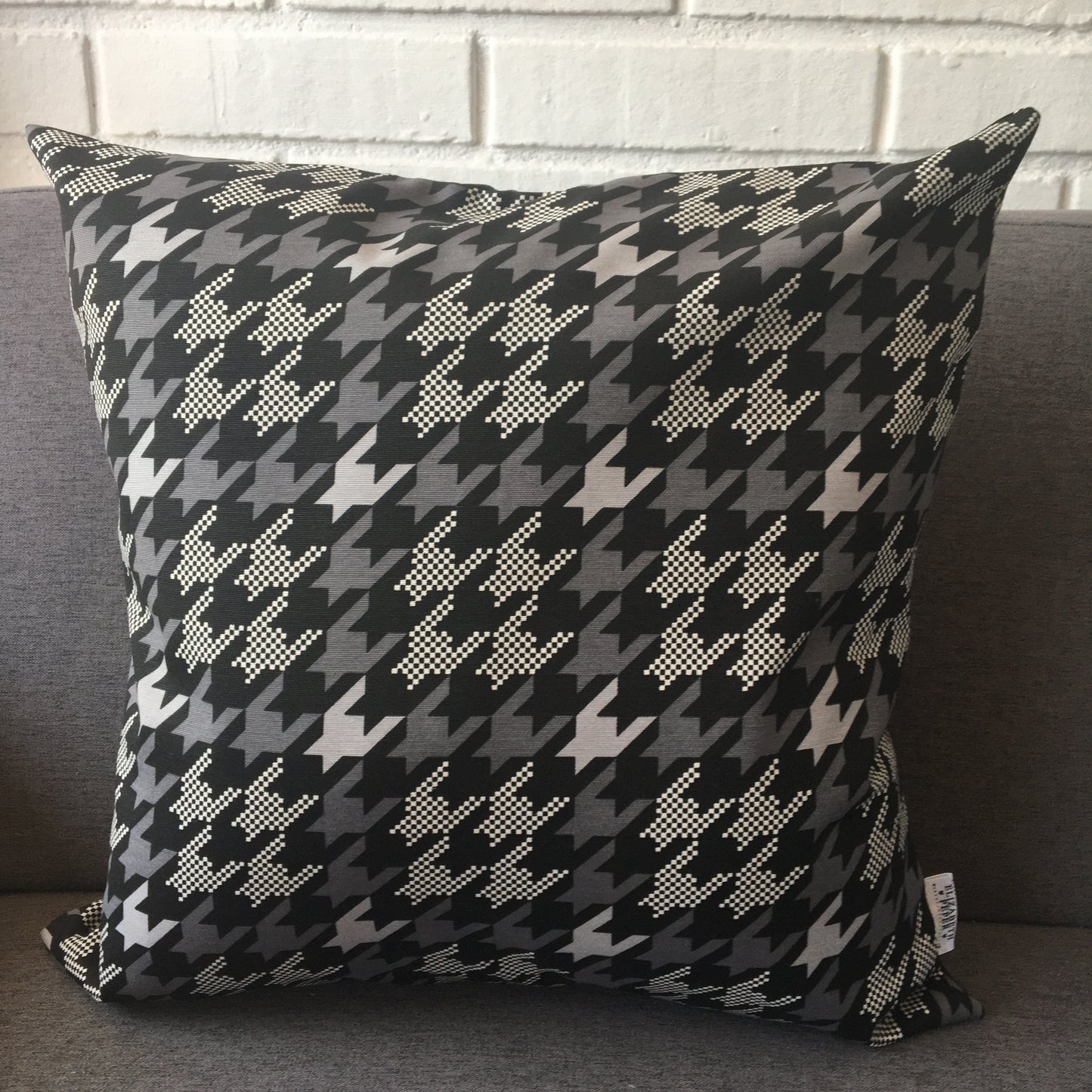 Funda Cojín Decorativo print Negro, Gris y Blanco