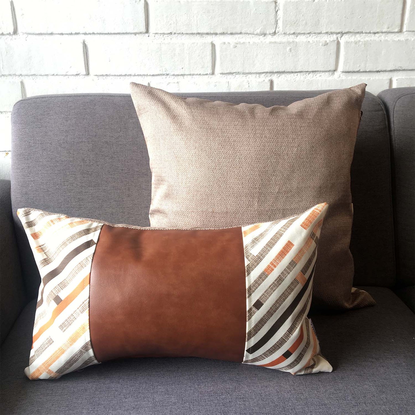 Funda Cojín Decorativo EcoCuero Naranjo y Beige