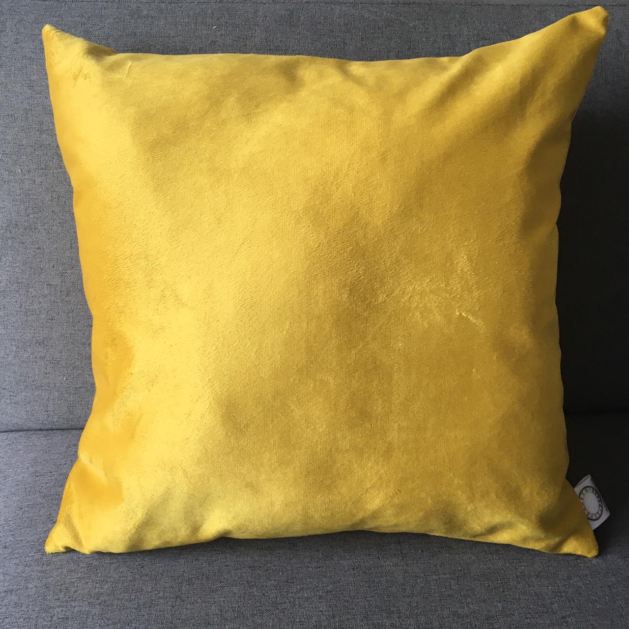 Funda Cojín Decorativo diseño suave Amarillo