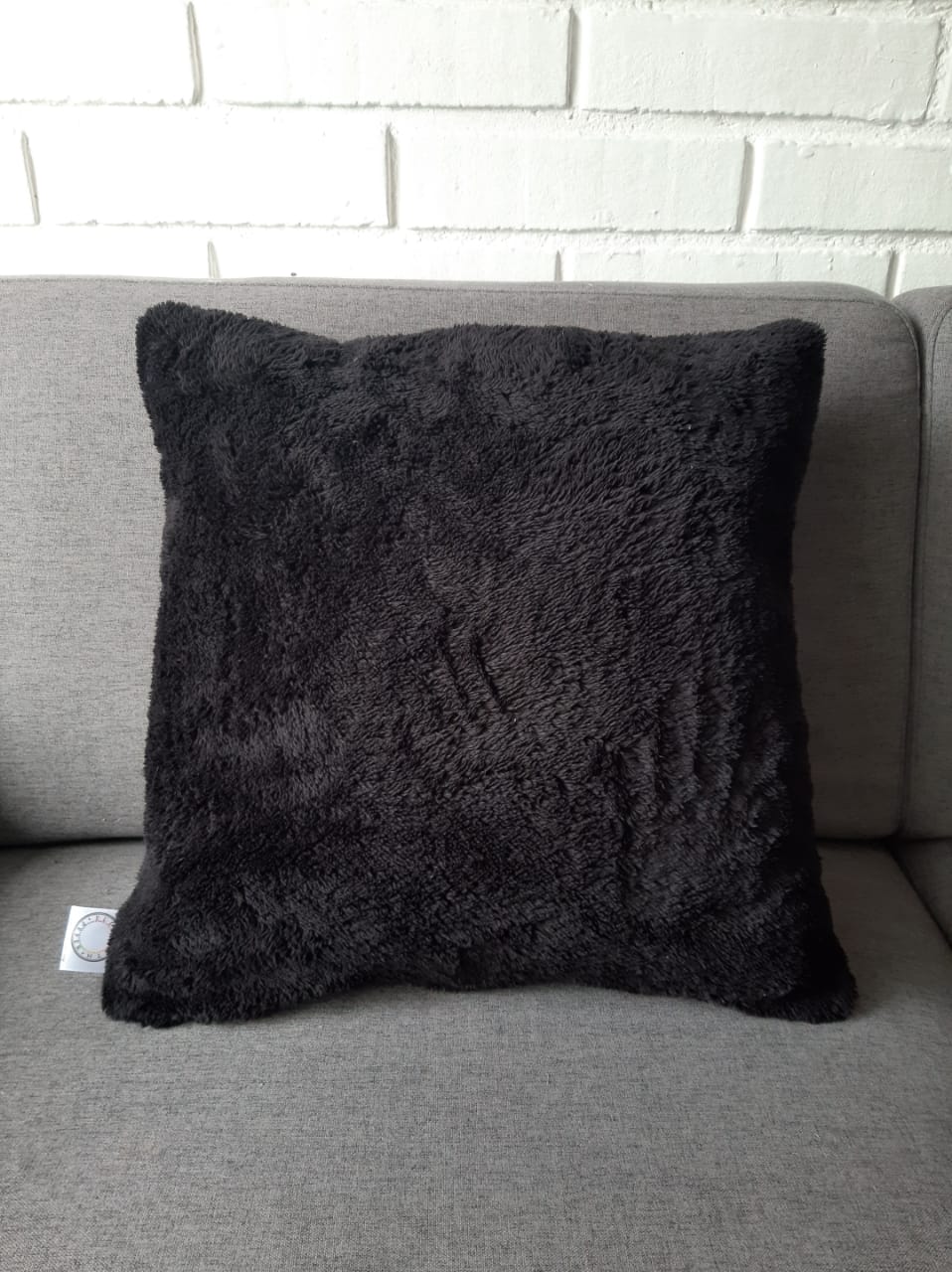 Funda Cojín Decorativo diseño Tela Negro Corderito