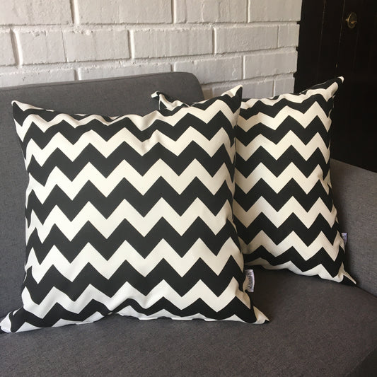 Funda Cojín Decorativo diseño ZigZag Blanco y Negro