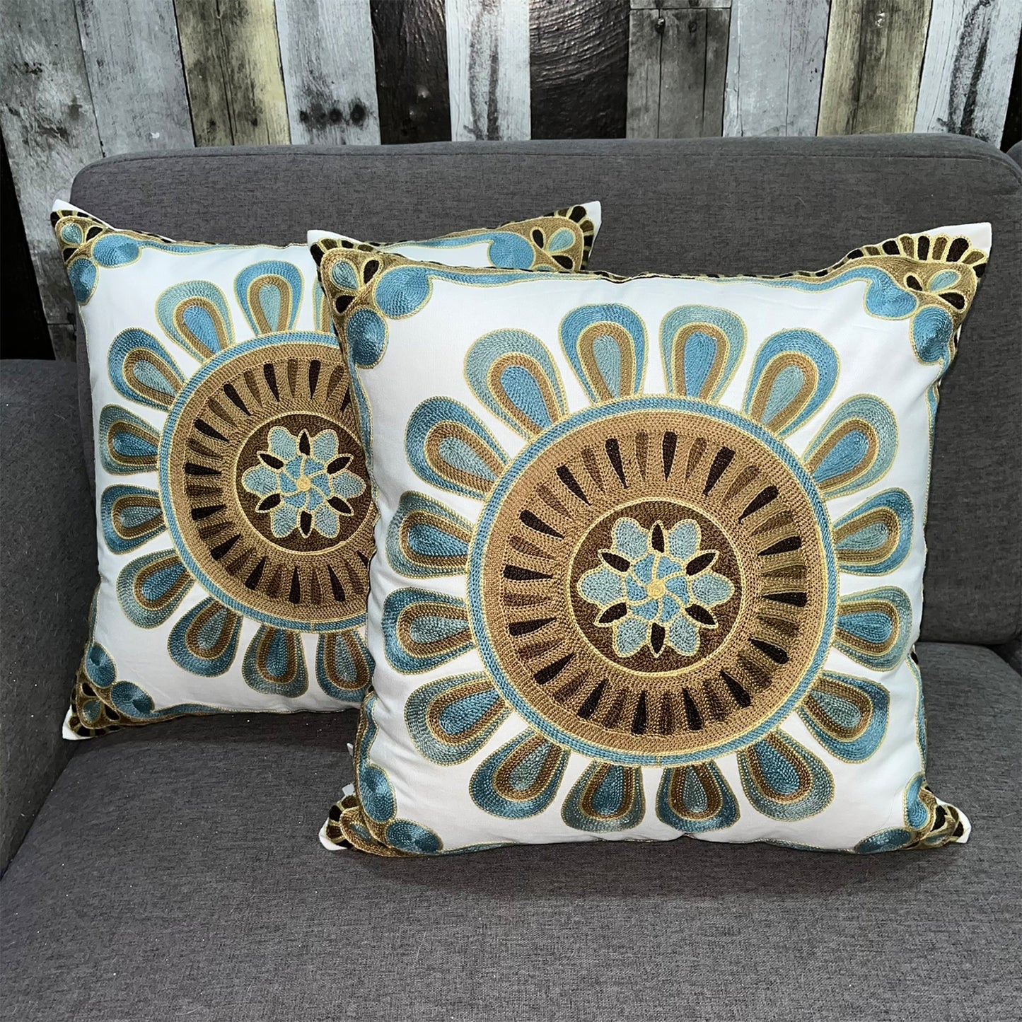 Funda Cojin Decorativo Diseño Bangalore Dorado 45x45