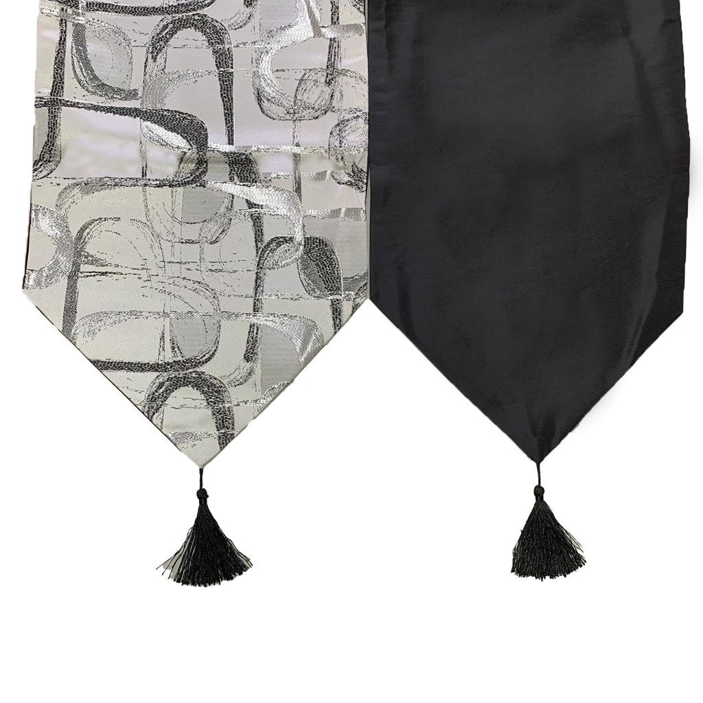 Camino De Mesa Con Diseño Gris con Negro