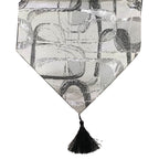 Camino De Mesa Con Diseño Gris con Negro