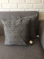 Funda Cojín Decorativo diseño Gris y Negro